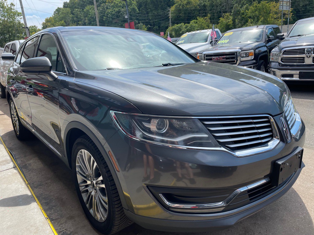 2017 Lincoln MKX Image 2
