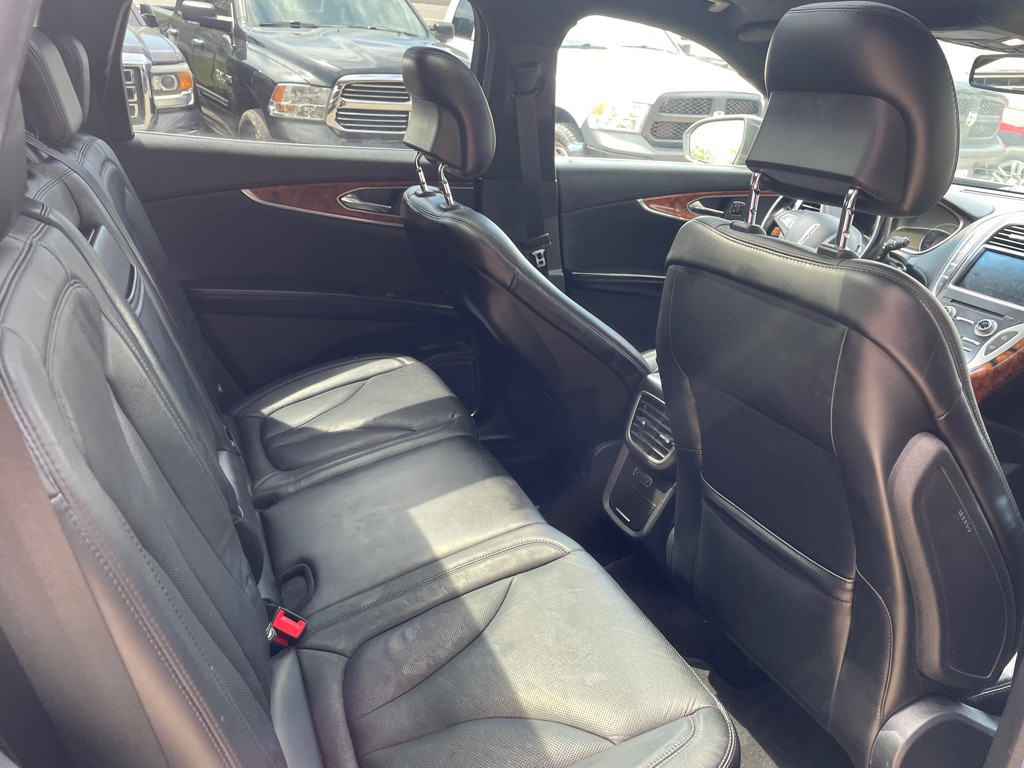 2017 Lincoln MKX Image 10