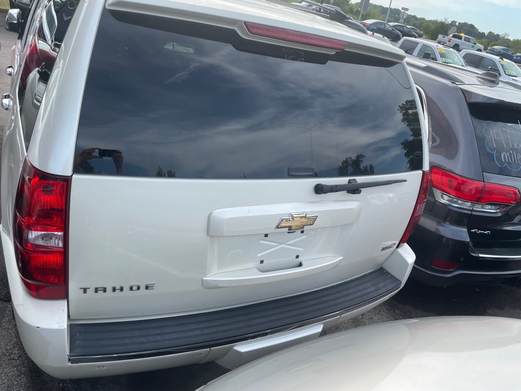 2011 Chevrolet Tahoe Image 5