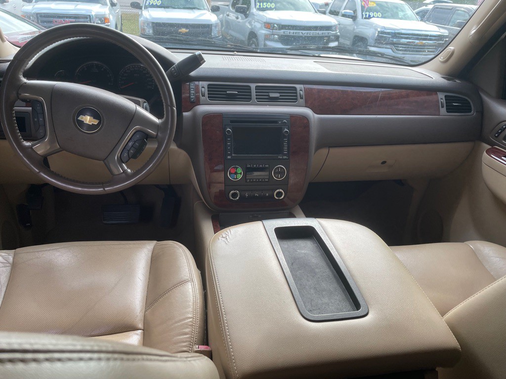 2011 Chevrolet Tahoe Image 8