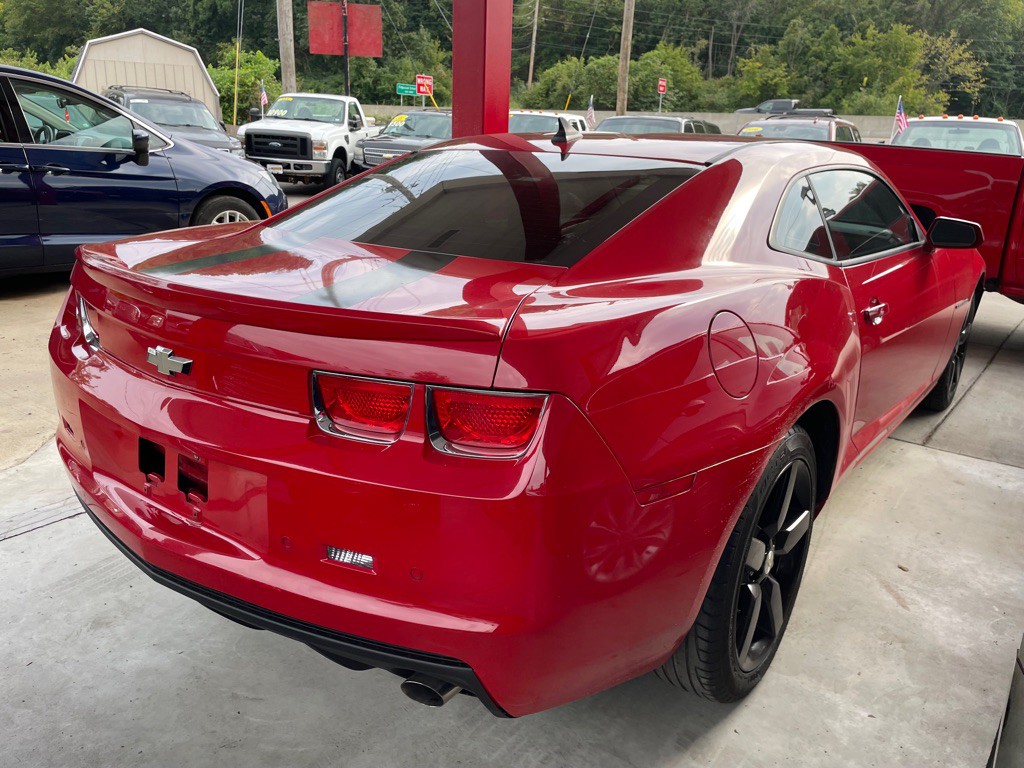 2011 Chevrolet Camaro Image 4