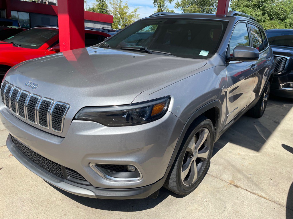 2019 Jeep Cherokee Image 3