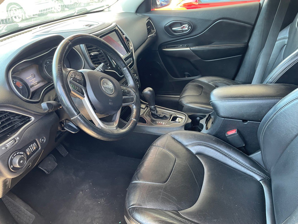 2019 Jeep Cherokee Image 7