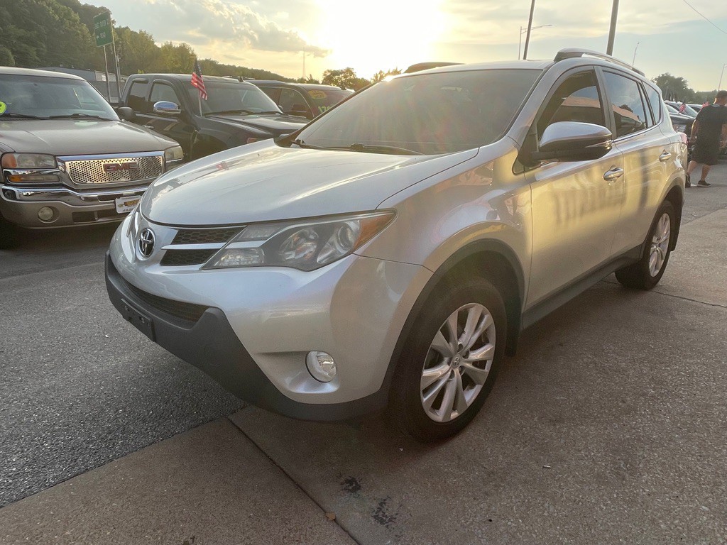 2015 Toyota Rav4 Image 4
