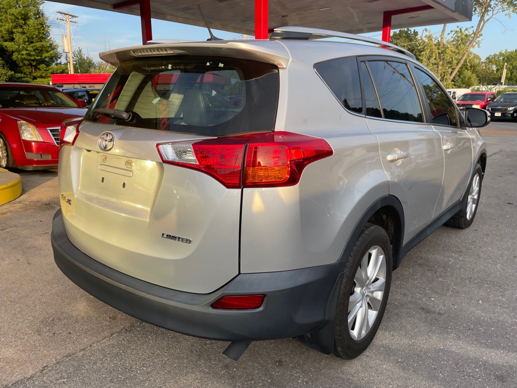 2015 Toyota Rav4 Image 7
