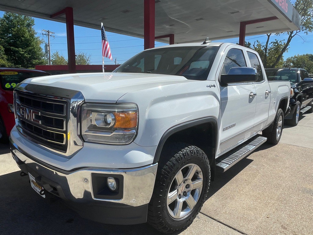 2015 GMC Sierra Image 4