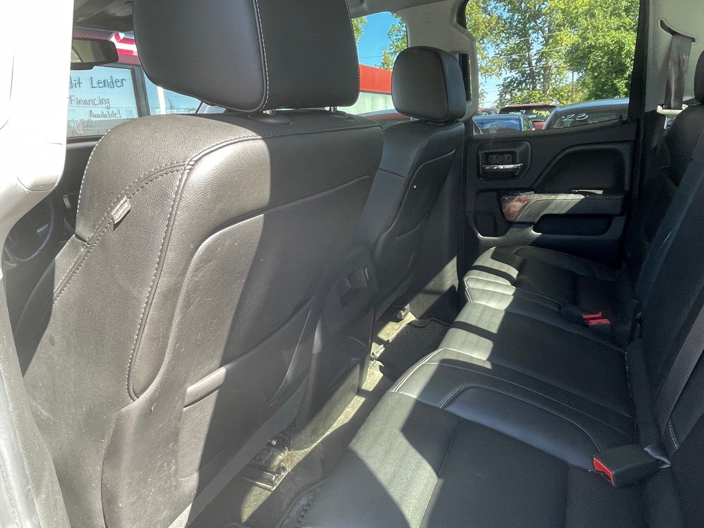 2015 GMC Sierra Image 11