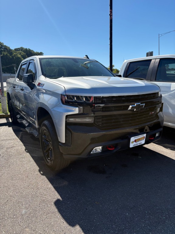 2021 Chevrolet Silverado 1500 Image 2