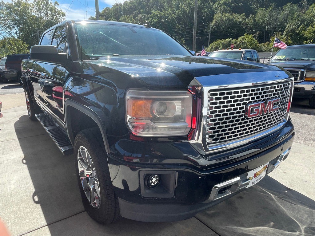 2015 GMC Sierra Image 2