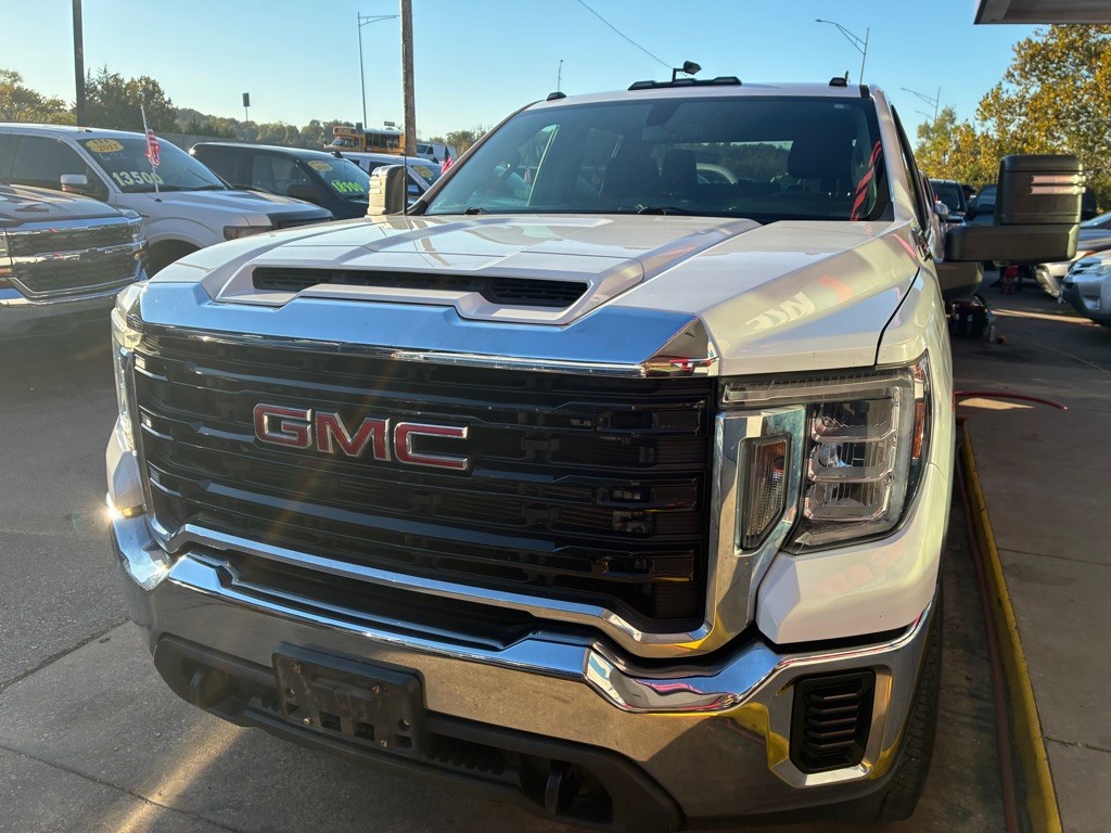 2020 GMC Sierra Image 3