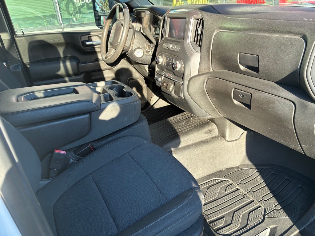 2020 GMC Sierra Image 9