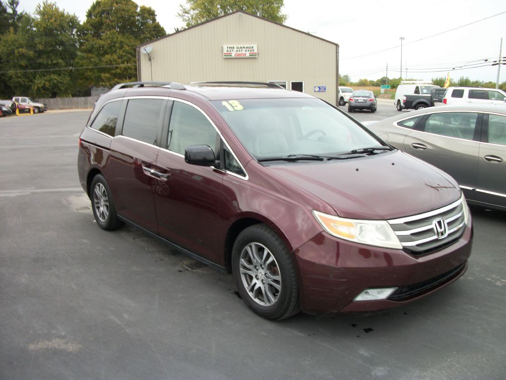 2013 Honda Odyssey Image 2