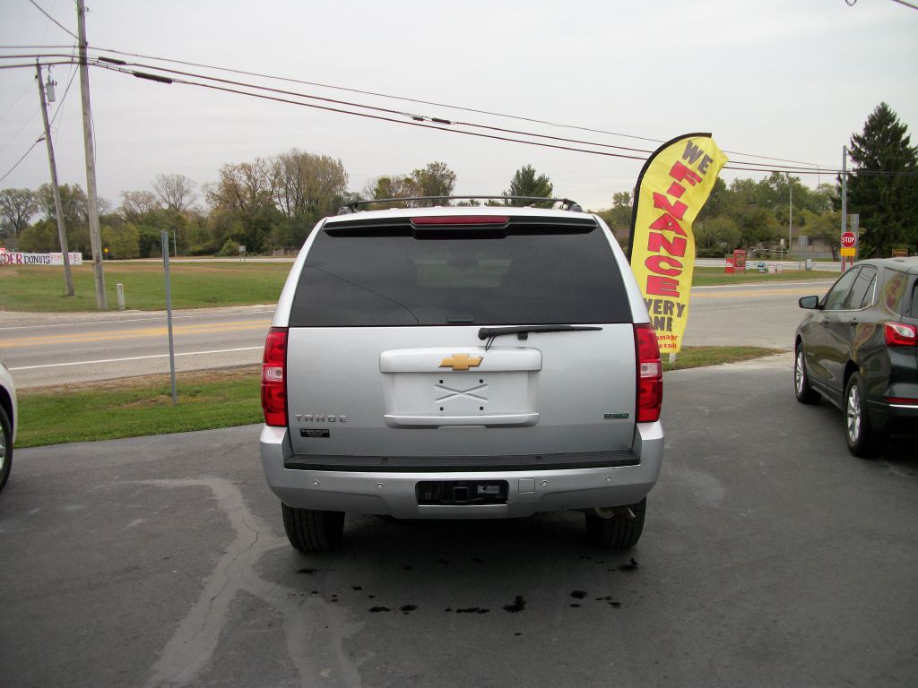 2012 Chevrolet Tahoe Image 3