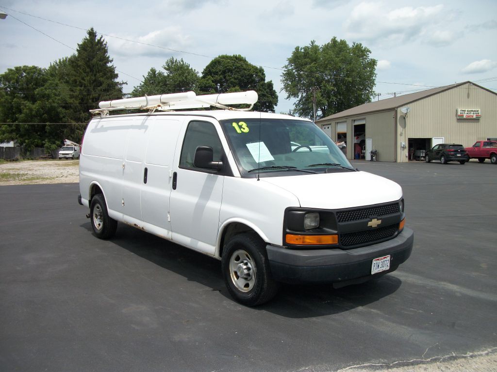 2013 Chevrolet Express Image 2