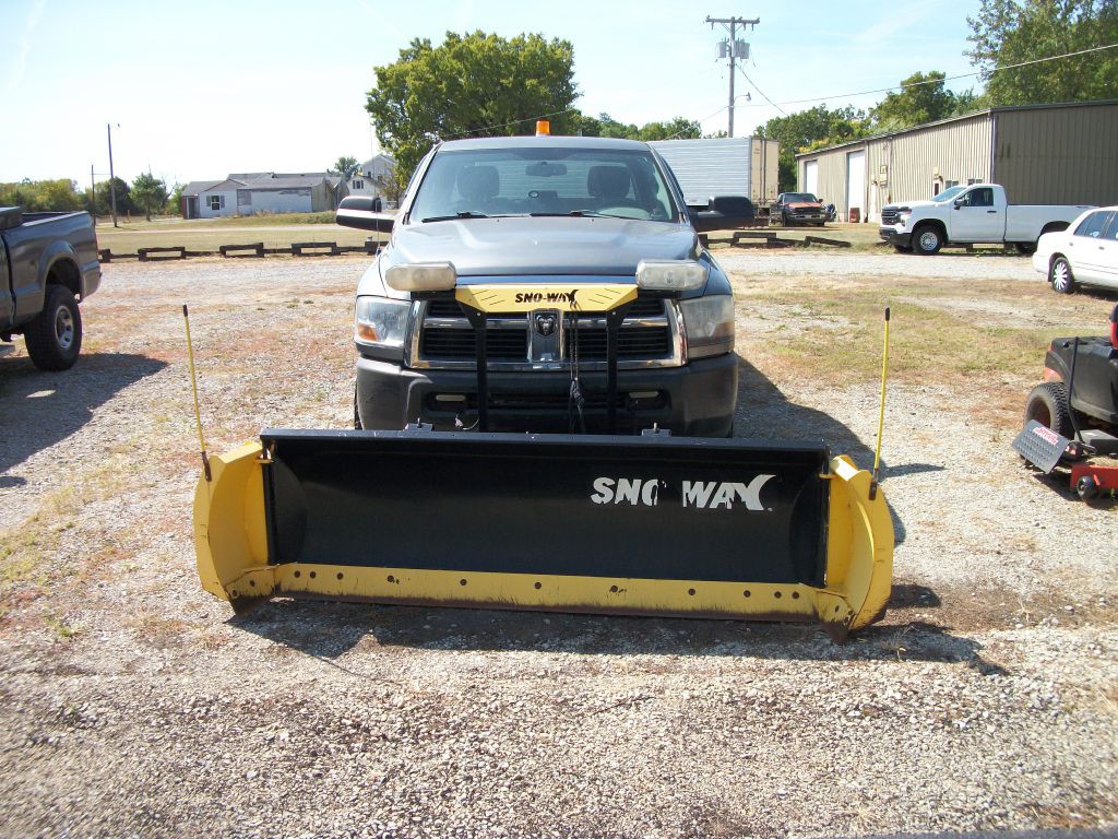 2011 Dodge Ram 2500 Image 2