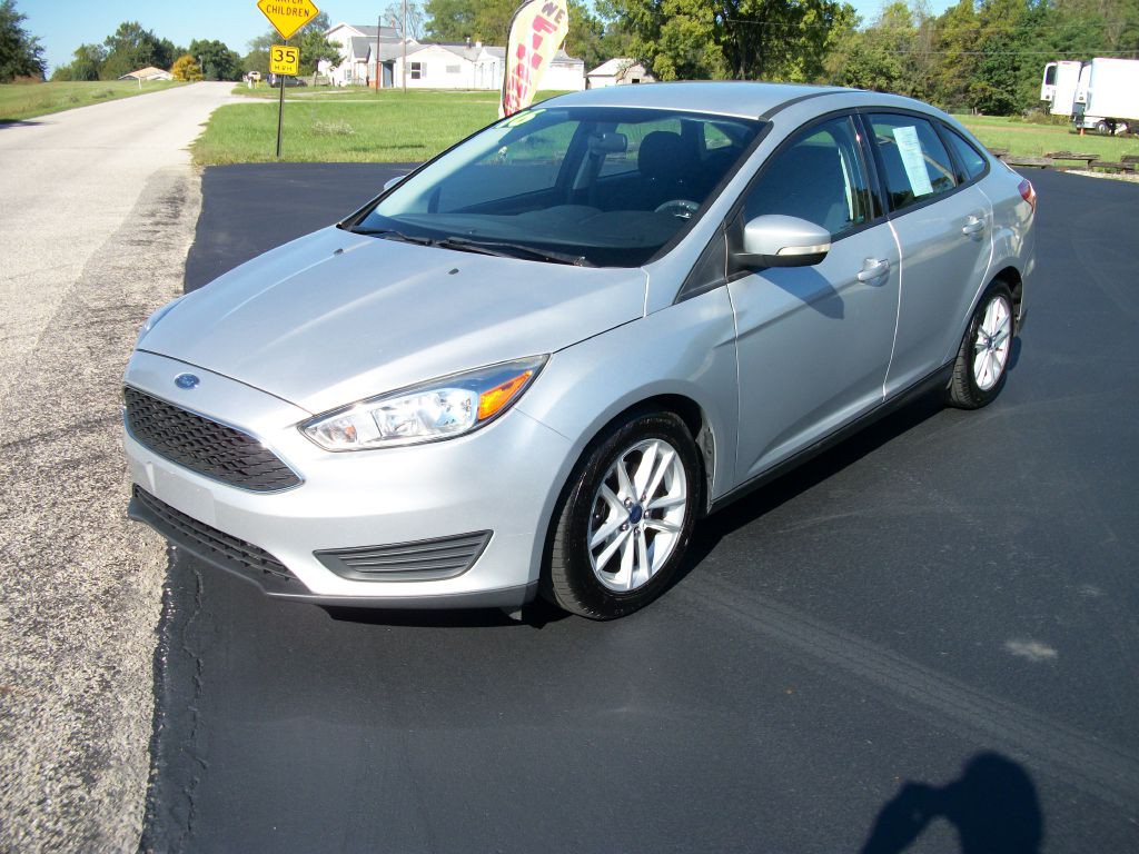 2016 Ford Focus Image 1