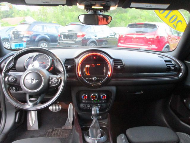 2016 MINI Cooper Image 8