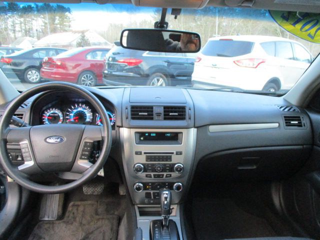 2012 Ford Fusion Image 8