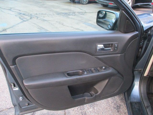 2012 Ford Fusion Image 15