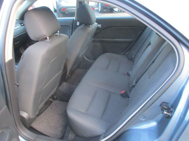 2012 Ford Fusion Image 16