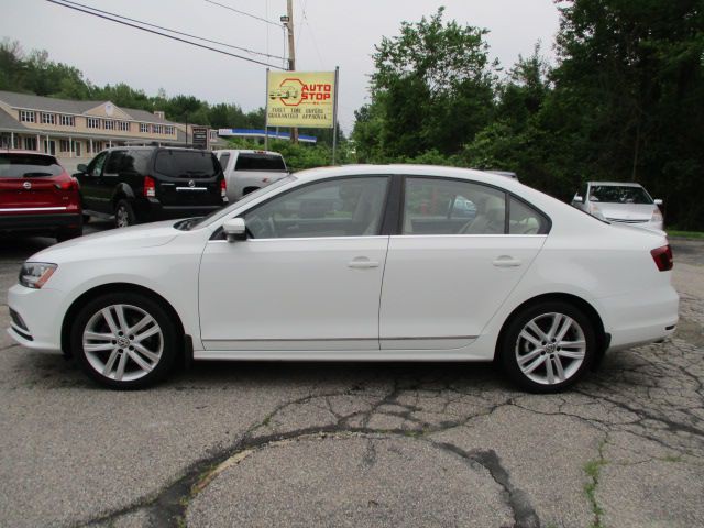 2017 Volkswagen Jetta Image 3