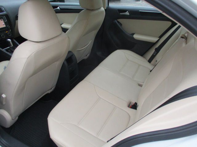 2017 Volkswagen Jetta Image 17