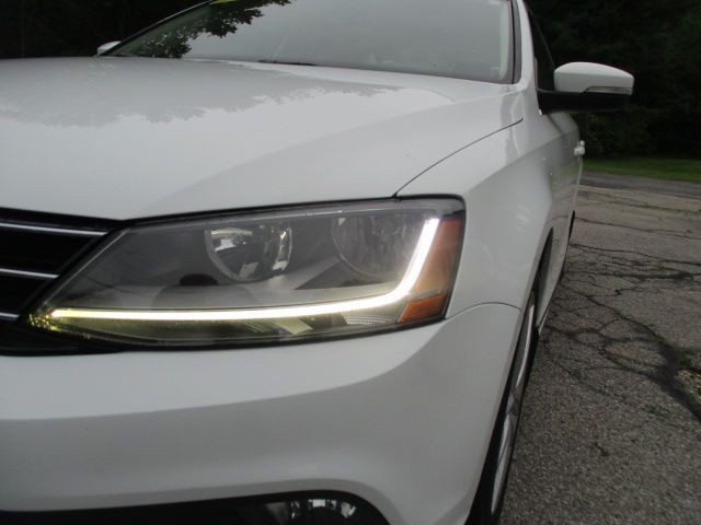 2017 Volkswagen Jetta Image 25