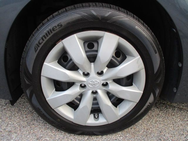 2016 Toyota Corolla Image 20