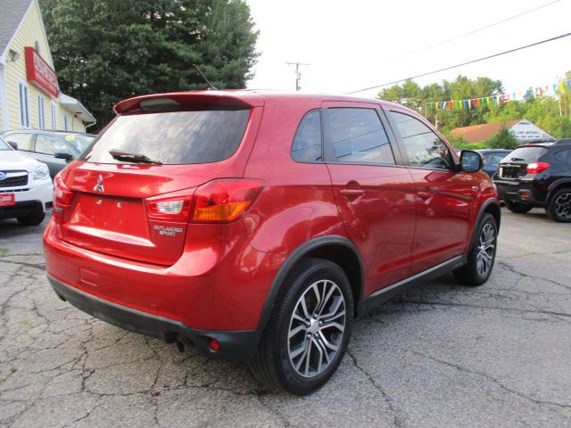 2016 Mitsubishi Outlander Image 6
