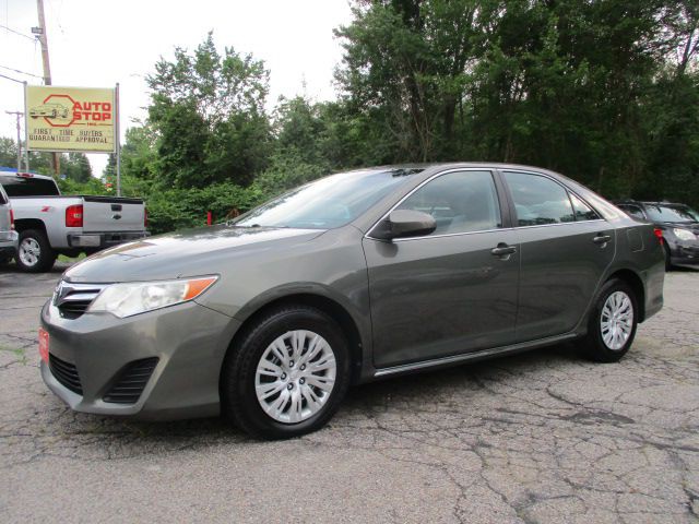2012 Toyota Camry Image 1