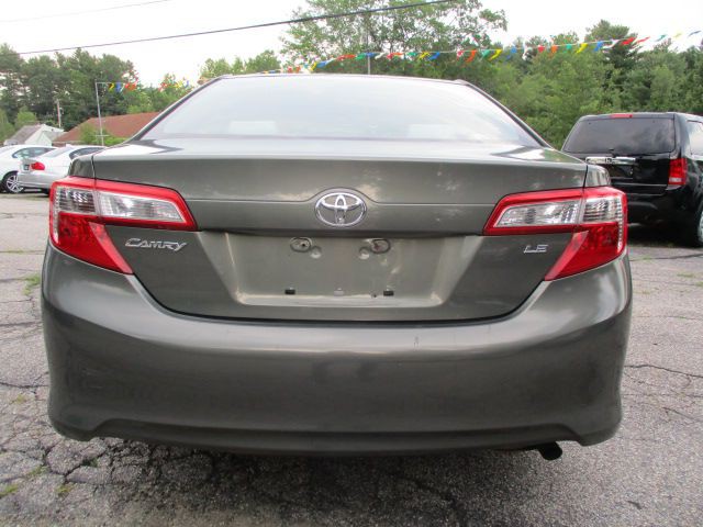2012 Toyota Camry Image 5