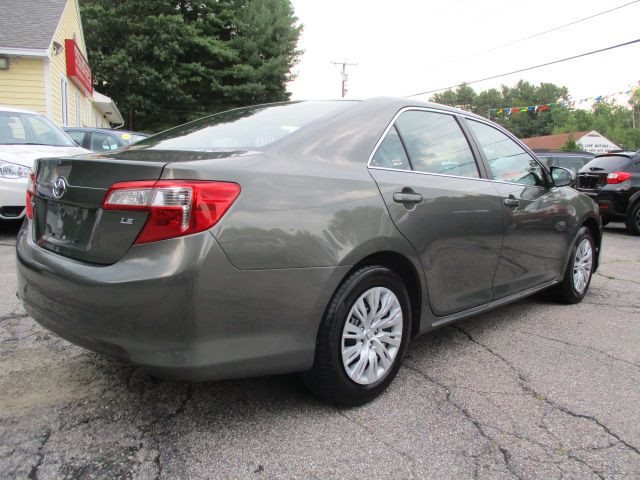 2012 Toyota Camry Image 6