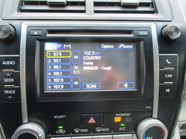 2012 Toyota Camry Image 12