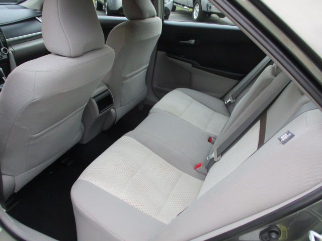 2012 Toyota Camry Image 15