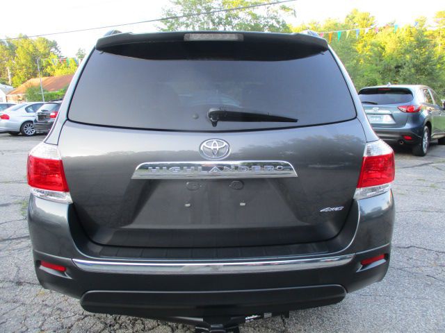 2013 Toyota Highlander Image 5