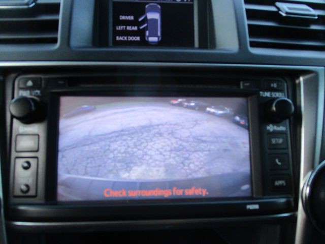 2013 Toyota Highlander Image 11