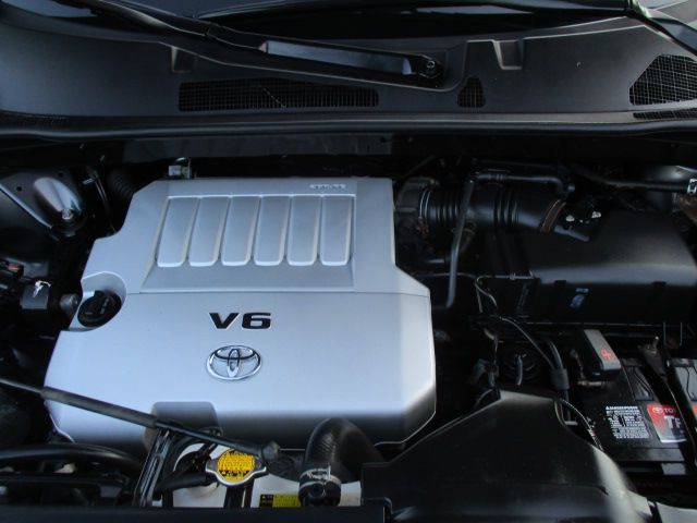2013 Toyota Highlander Image 24
