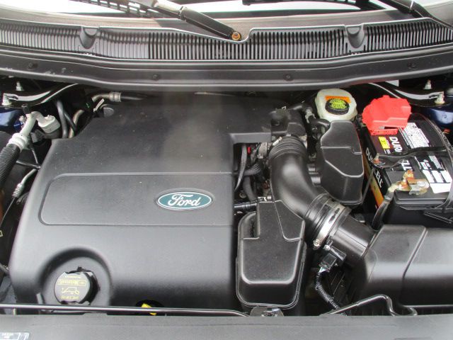 2013 Ford Explorer Image 24