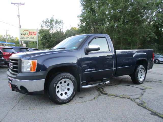 2011 GMC Sierra Image 1