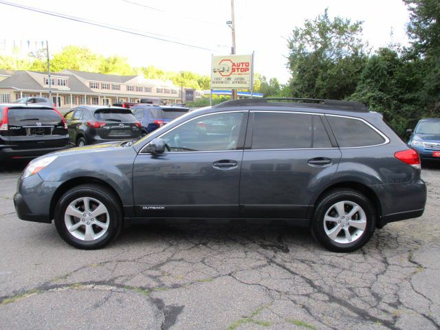 2014 Subaru Outback Image 3