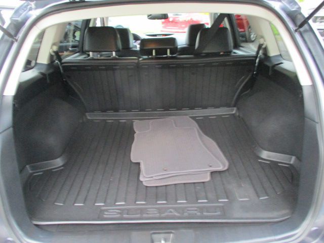 2014 Subaru Outback Image 19