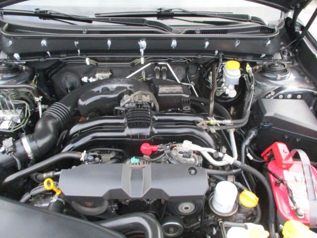 2014 Subaru Outback Image 24