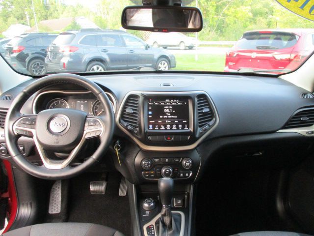 2014 Jeep Cherokee Image 8