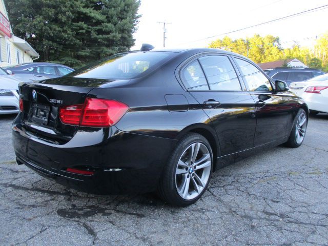 2015 BMW 3 Series Image 6