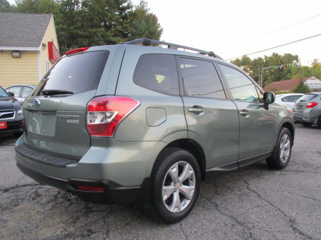 2015 Subaru Forester Image 15