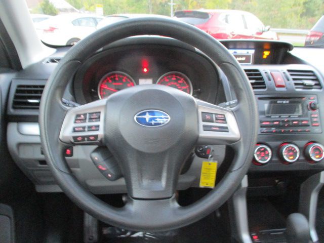 2015 Subaru Forester Image 17
