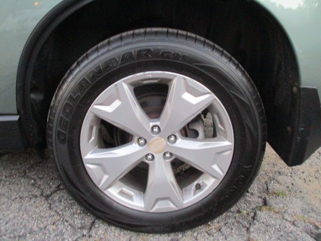 2015 Subaru Forester Image 23
