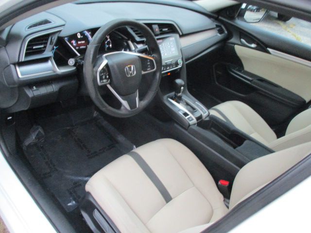 2016 Honda Civic Image 15