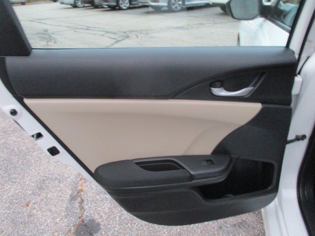 2016 Honda Civic Image 18