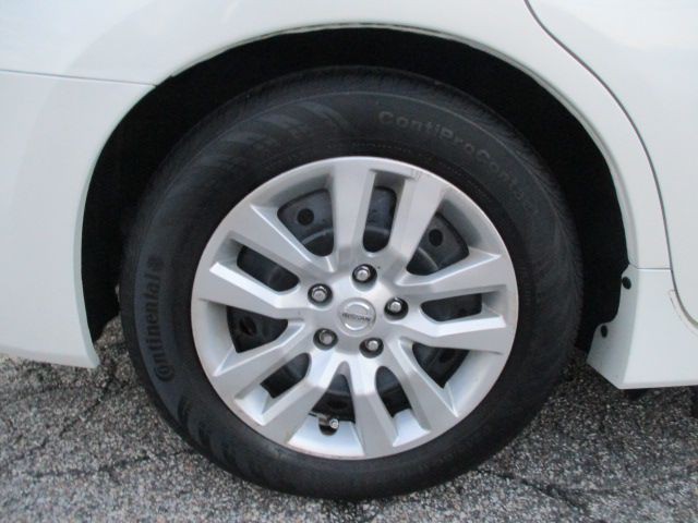 2013 Nissan Altima Image 20